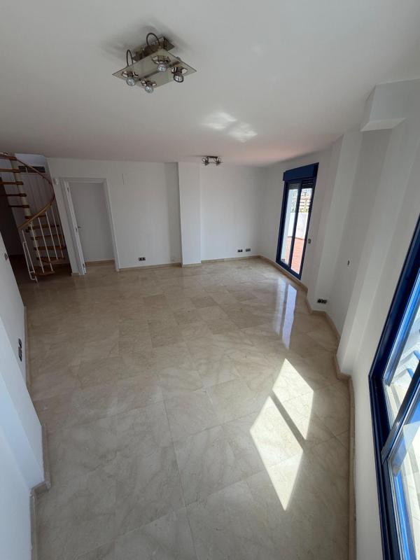 Venta de piso en Piso en Calle Torrealmádena, 5, Cortijo Torrequebrada, Benalmádena, Benalmádena
photo 5