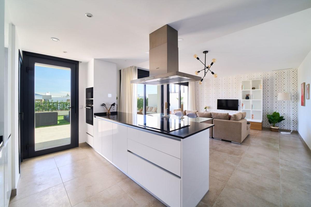 Venta de piso en Piso en Paraiso-Barronal, Estepona, Estepona
 photo 3