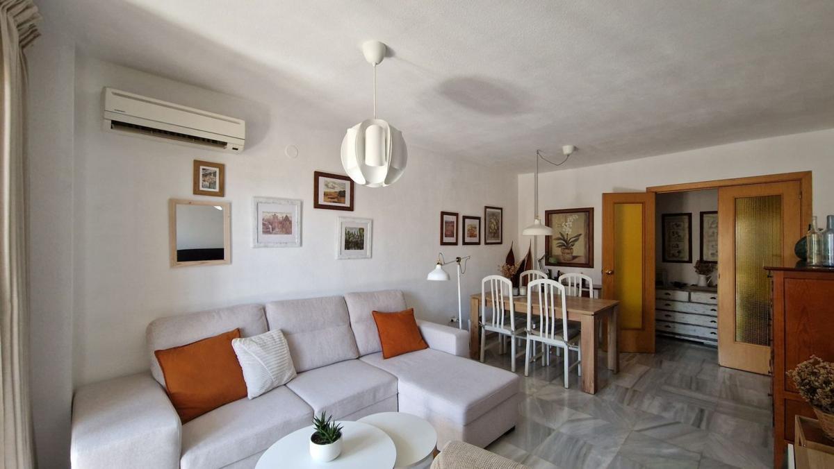 Venta de piso en Piso en Calle Moscatel, 4, Arroyo de la Miel, Benalmádena, Benalmádena
photo 4