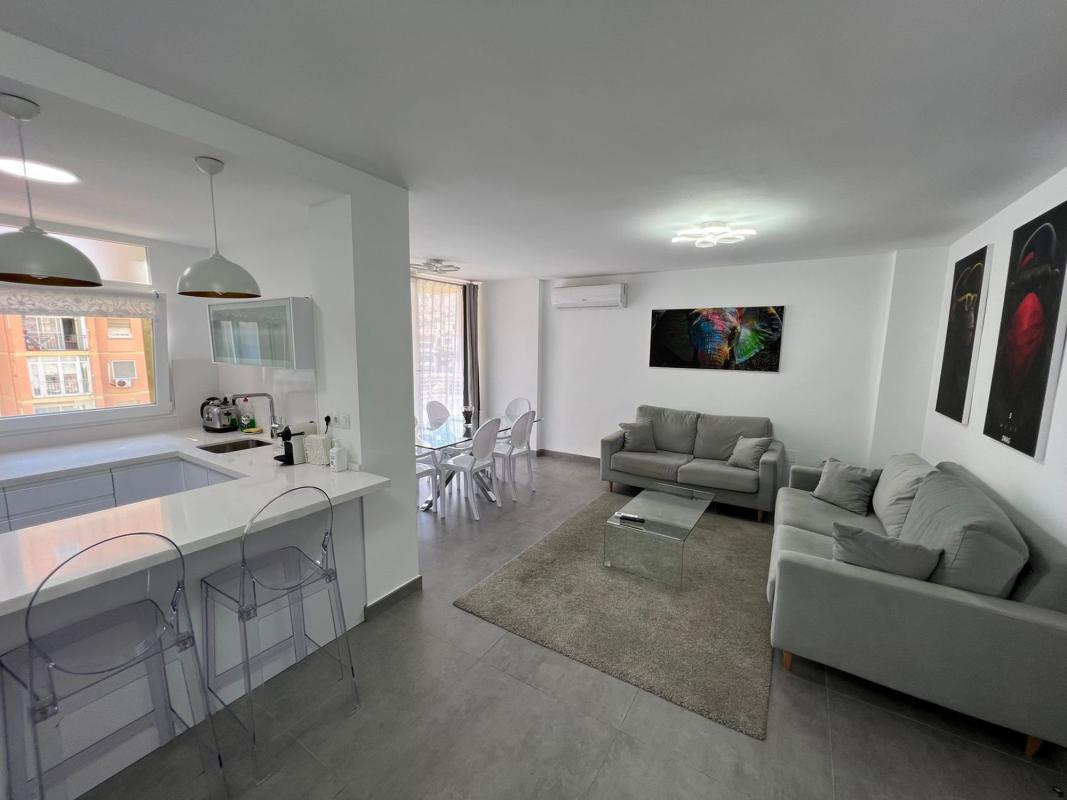 Продажа квартиры на Piso en Avenida de Sorolla, 37, Ayuntamiento, Torremolinos, Торремолинос
photo 2