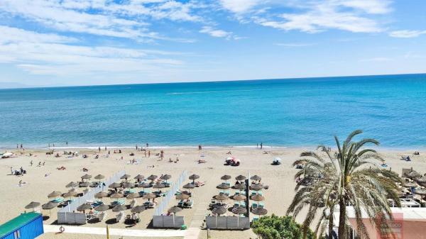 Продажа квартиры на Piso en Paseo Marítimo Rey de España, Zona Puerto Deportivo, Fuengirola, Фуэнхирола
photo 1
