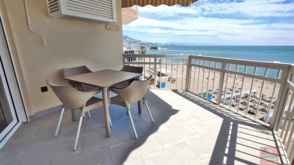 Продажа квартиры на Piso en Paseo Marítimo Rey de España, Zona Puerto Deportivo, Fuengirola, Фуэнхирола
thumbnail 2