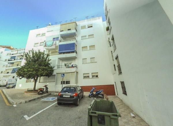Продажа квартиры на Piso en Calle Peineta, Centro, Estepona, Эстепона
thumbnail 2