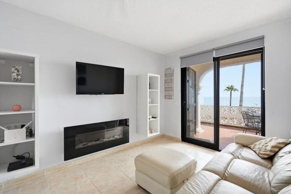 Chalet adosado en Calle Coín, Calaburra - Chaparral, Mijas photo 3