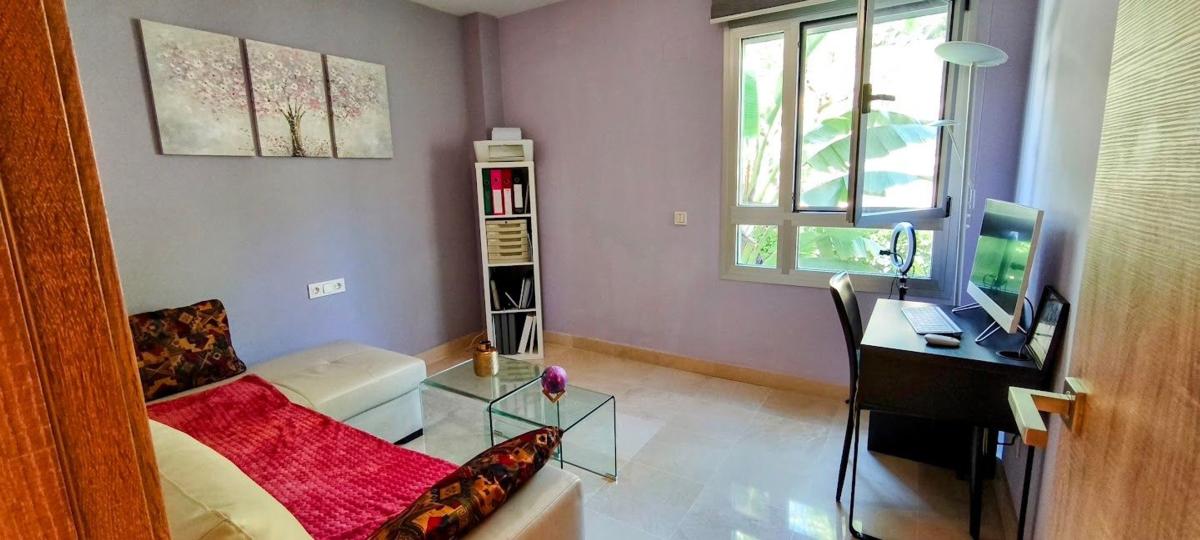 Venta de piso en Piso en Urbanización Botanic s/n, Los Arqueros-Puerto del Almendro, Benahavís, Benahavís
photo 4
