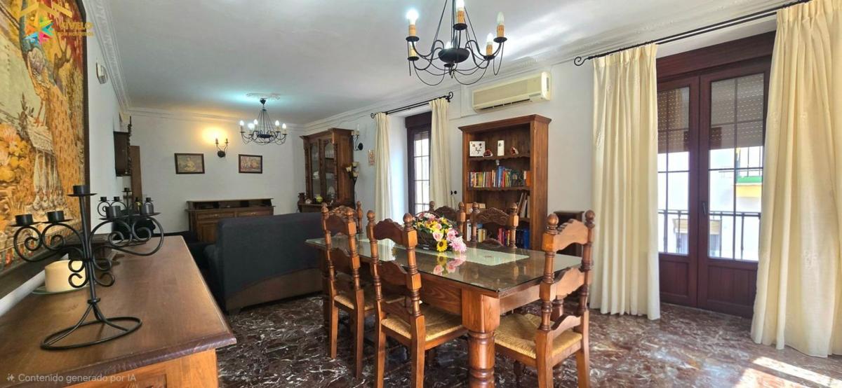 Продажа дуплекса на Dúplex en Calle Ríos Rosas, Casco Histórico, Ronda, Ронда photo 1
