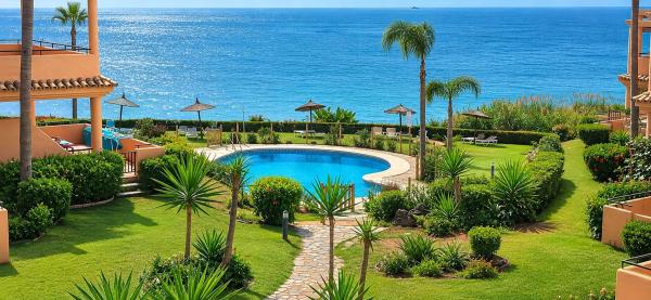 Продажа квартиры на Piso en Calle de la Amistad, Buenas Noches, Estepona, Эстепона
photo 1