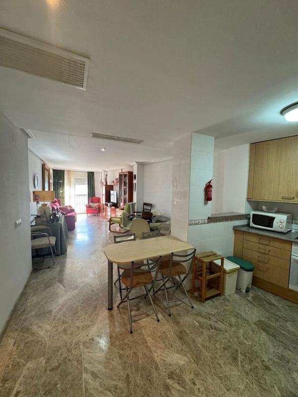 Продажа квартиры на Piso en Calle Sierra de Cazorla, El Bajondillo, Torremolinos, Торремолинос
 photo 2
