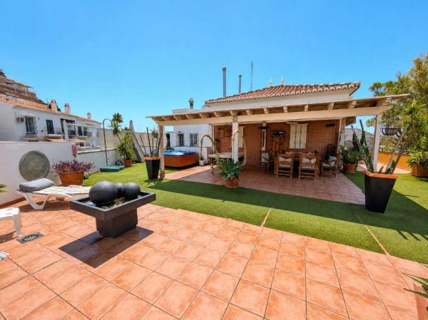 Ático en venta en Ático en Burriana, Burriana, Nerja, Nerja photo 1