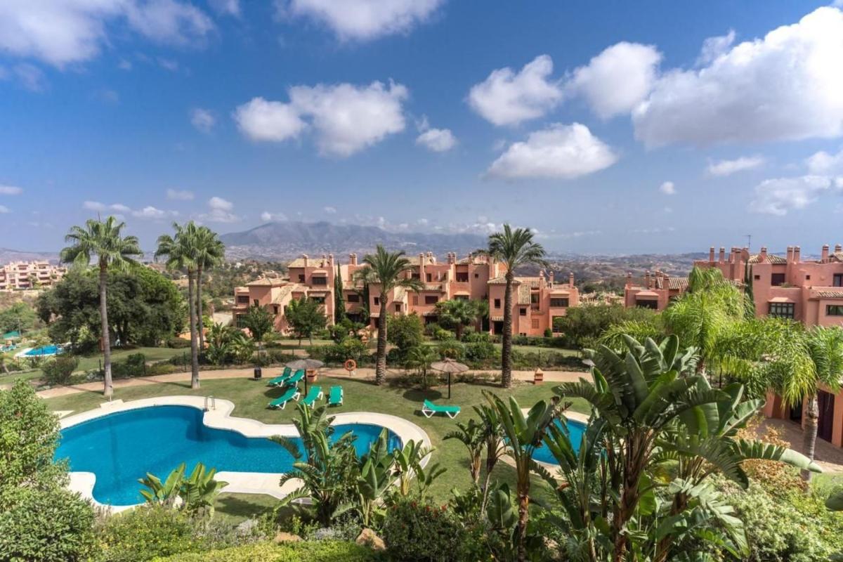 Продажа квартиры на Piso en Calle Miguel de Cervantes, 12, La Mairena, Ojén, Охен
photo 2
