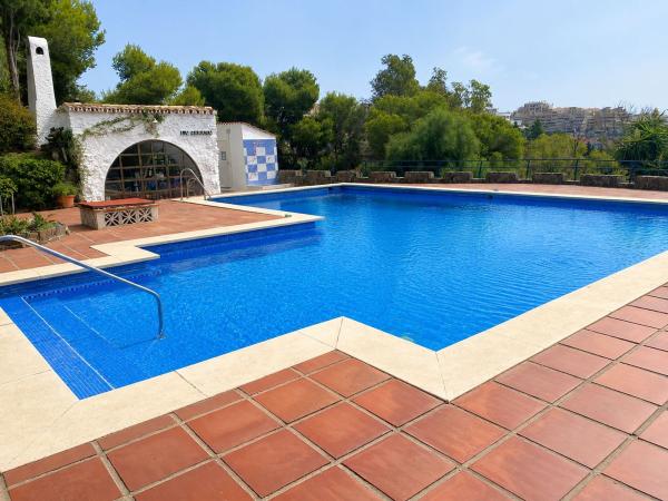 Chalet adosado en Calle la Hidalga s/n, Torremuelle, Benalmádena thumbnail 3