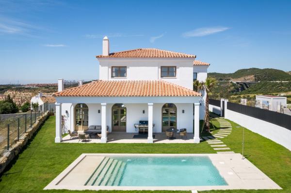 Promoción Villa montilla obra nueva en Estepona photo 1