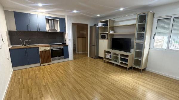 Sale of flat in Piso en Calle Reis Catòlics, Ensanche-Diputación, Alicante / Alacant, Alicante
photo 1