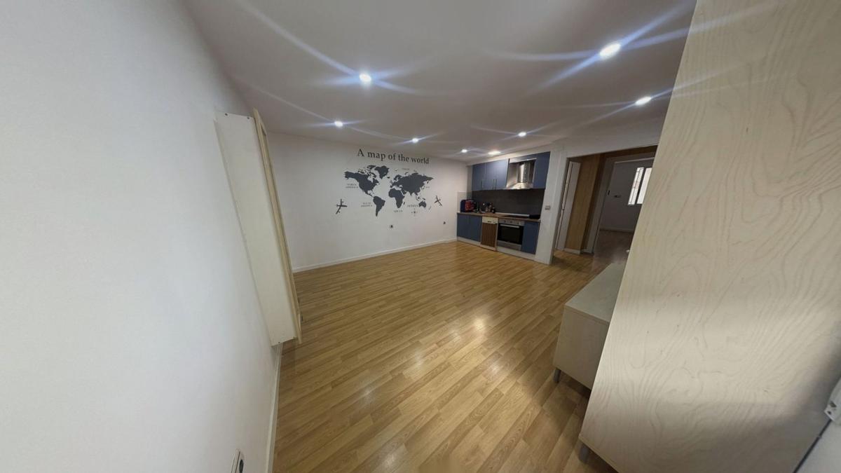 Sale of apartment in Piso en Calle Reis Catòlics, Ensanche-Diputación, Alicante / Alacant, Alicante
 photo 2