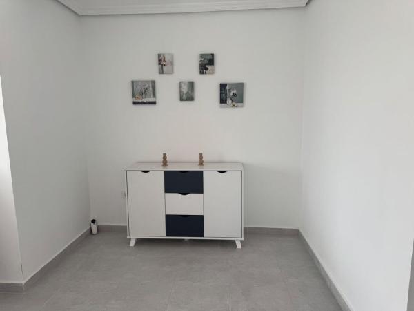 Sale of flat in Piso en Juan XXIII, Alicante / Alacant, Alicante
 photo 4