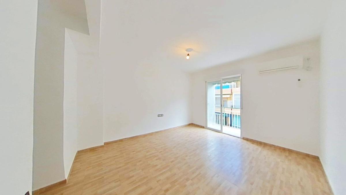 Sale of apartment in Piso en Carolinas Altas, Alicante / Alacant, Alicante
photo 1