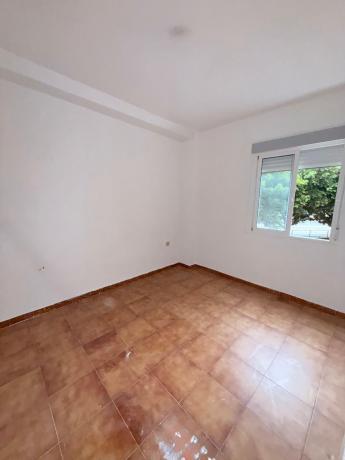 Sale of flat in Piso en Calle salinas, Altozano, Alicante / Alacant, Alicante
 photo 4