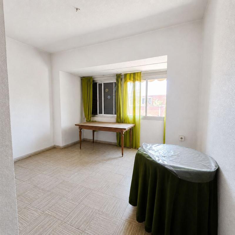 Venta de piso en Piso en Calle Reis Catòlics, Ensanche-Diputación, Alicante / Alacant, Alicante / Alacant
photo 2