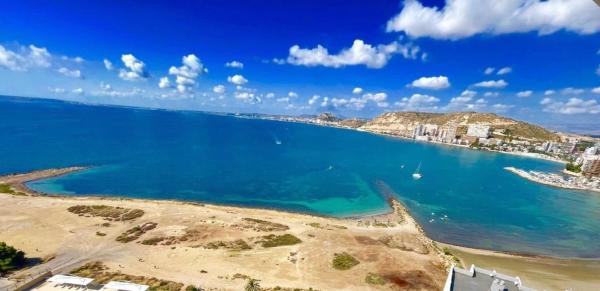 Venta de piso en Piso en Avenida de la Costa Blanca, Cabo de las Huertas, Alicante / Alacant, Alicante / Alacant
photo 1