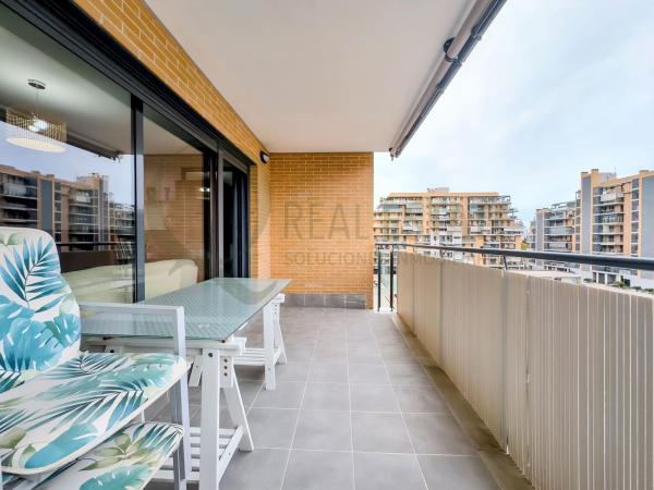 Venta de piso en Piso en Maestro José Garberí Serrano, PAU 5, Alicante / Alacant, Alicante / Alacant
 photo 4