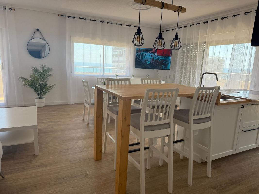 Sale of apartment in Piso en Av Paises Escandinavos, 6, Playa de San Juan, Alicante / Alacant, Alicante
photo 1