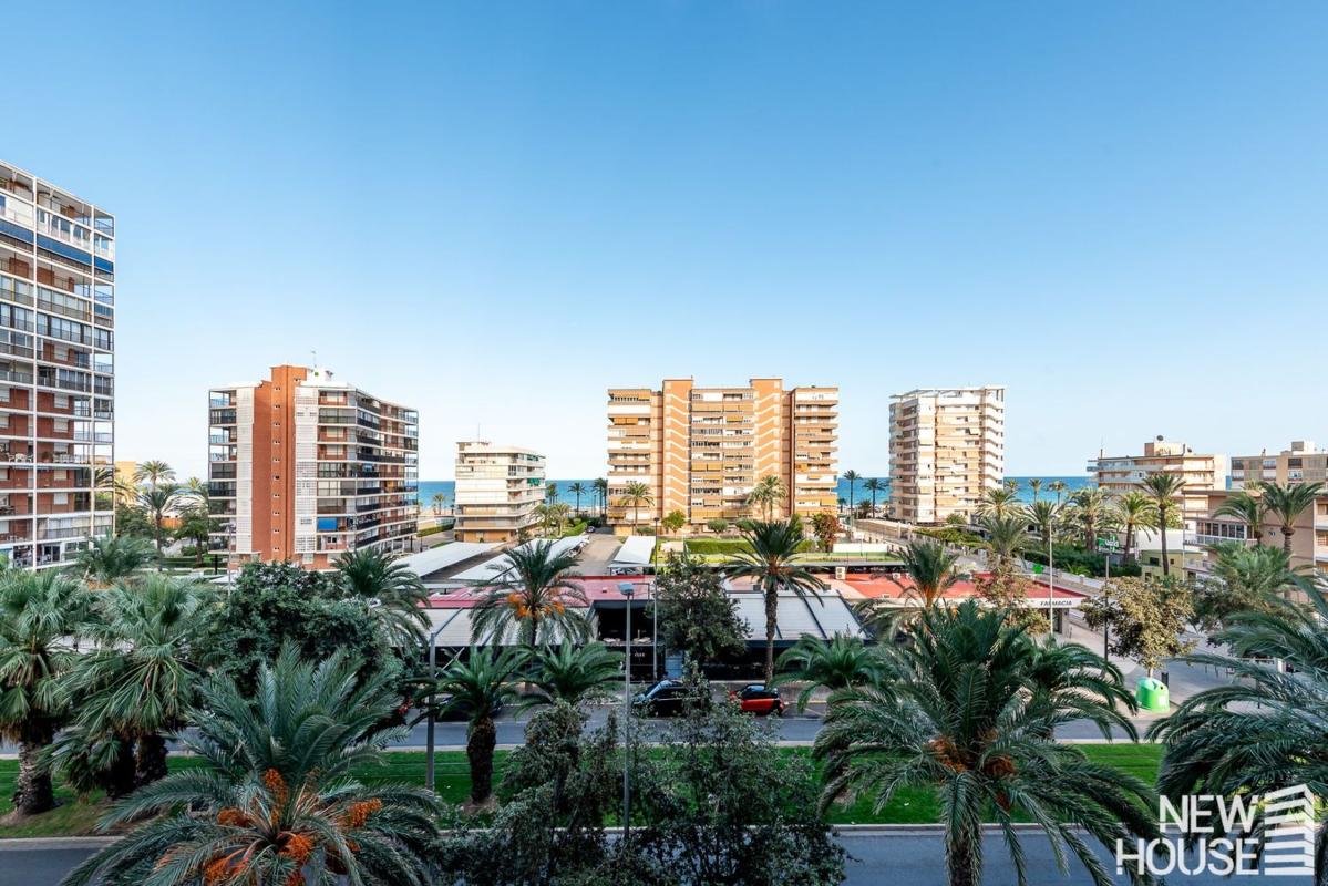 Продажа квартиры на Piso en Avenida de la Costa Blanca, 129, Playa de San Juan, Alicante / Alacant, Аликанте / Алакант
photo 1