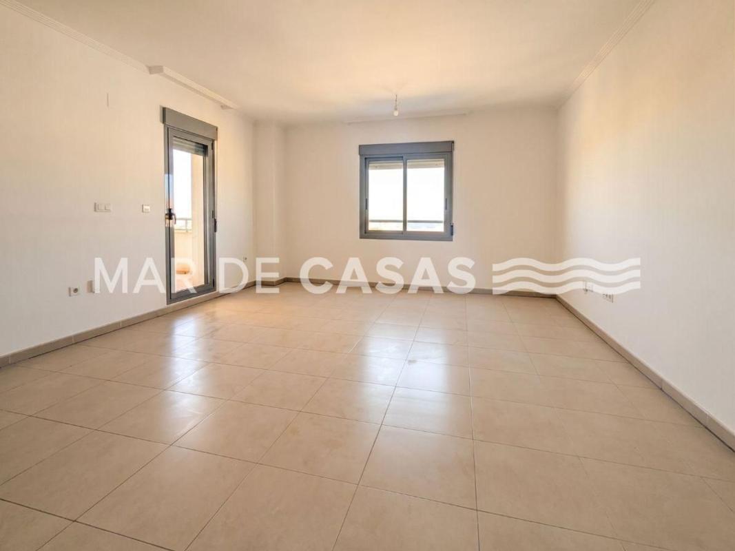 Venta de piso en Piso en Avenida de les Nacions, PAU 5, Alicante / Alacant, Alicante / Alacant
photo 2