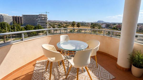 Venta de piso en Piso en Avenida de les Nacions, 40, PAU 5, Alicante / Alacant, Alicante / Alacant
 photo 1