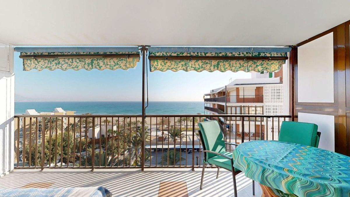 Продажа квартиры на Piso en Av Paises Escandinavos, 5, Playa de San Juan, Alicante / Alacant, Аликанте / Алакант
 photo 3