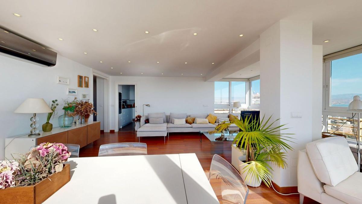Venta de piso en Piso en Avenida de Holanda, 5, Playa de San Juan, Alicante / Alacant, Alicante / Alacant
photo 2