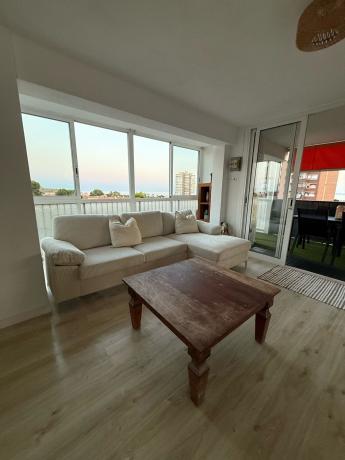 Venta de piso en Piso en Calle Trident, 14, Cabo de las Huertas, Alicante / Alacant, Alicante / Alacant
photo 1