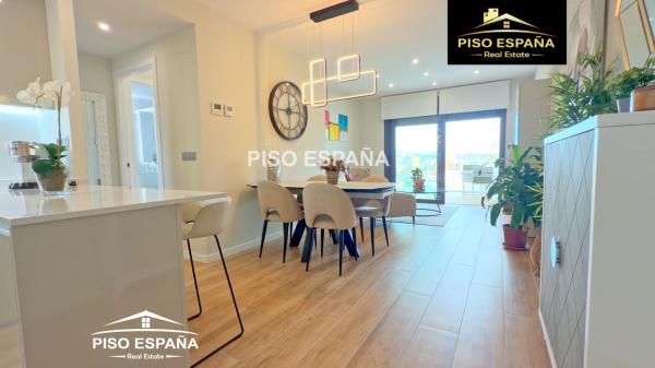 Venta de piso en Piso en CL Violoncellista Perello, PAU 5, Alicante / Alacant, Alicante / Alacant
 photo 4