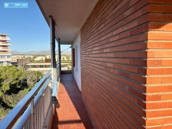 Venta de piso en Piso en Avenida Bruselas, Playa de San Juan, Alicante / Alacant, Alicante / Alacant
thumbnail 2
