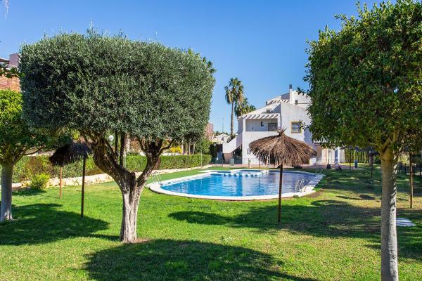 Venta de piso en Piso en Avenida Pintor Fernando Soria, 31, Alicante Golf, Alicante / Alacant, Alicante / Alacant
 photo 1