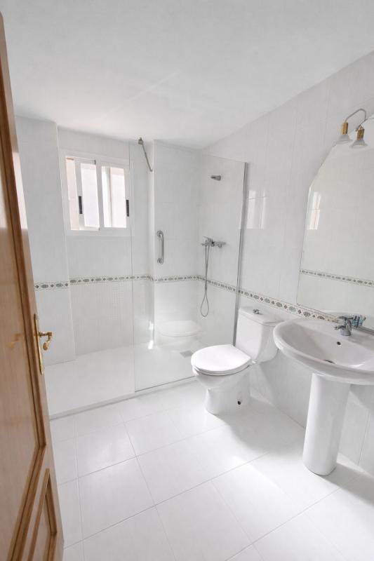 Продажа квартиры на Piso en Playa de San Juan, Alicante / Alacant, Аликанте / Алакант
 photo 5