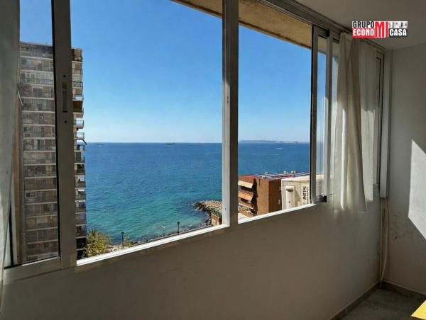 Venta de piso en Piso en La Albufereta, Alicante / Alacant, Alicante / Alacant
photo 1