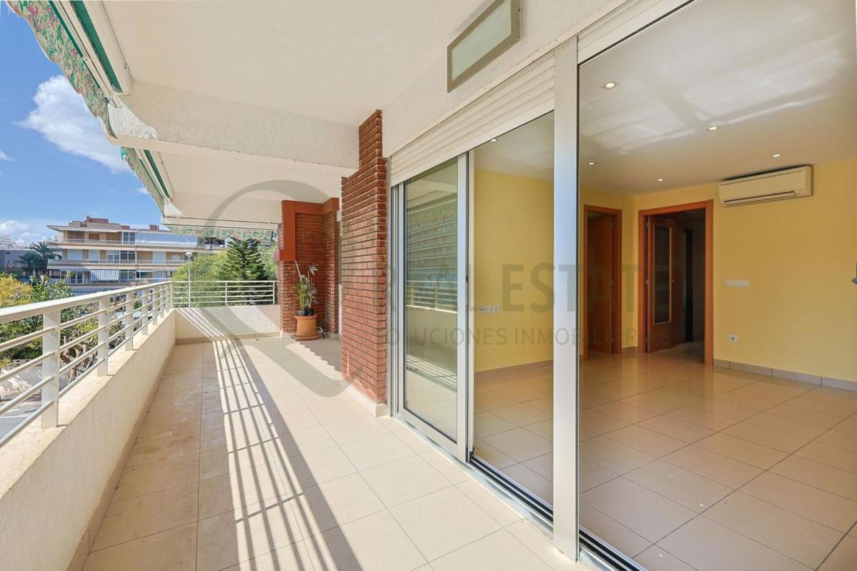 Venta de piso en Piso en Avenida San Sebastián, Playa de San Juan, Alicante / Alacant, Alicante / Alacant
 photo 5