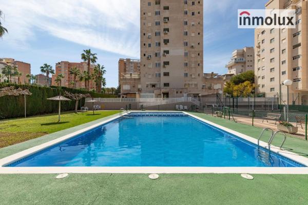 Venta de piso en Piso en Calle Arpón, Cabo de las Huertas, Alicante / Alacant, Alicante / Alacant
photo 1