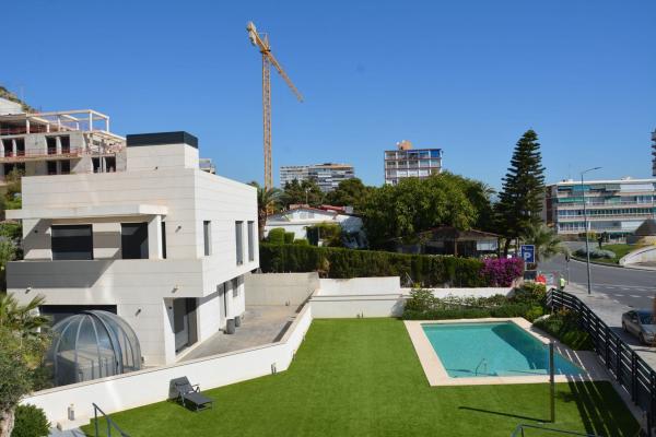 Venta de piso en Piso en Avenida de Villajoyosa, La Albufereta, Alicante / Alacant, Alicante / Alacant
thumbnail 2