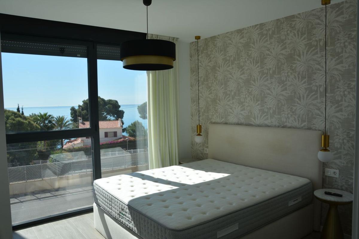 Продажа квартиры на Piso en Avenida de Villajoyosa, La Albufereta, Alicante / Alacant, Аликанте / Алакант
 photo 4