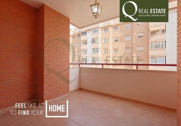 Venta de piso en Piso en Avenida Esportista Miriam Blasco, La Albufereta, Alicante / Alacant, Alicante / Alacant
photo 1