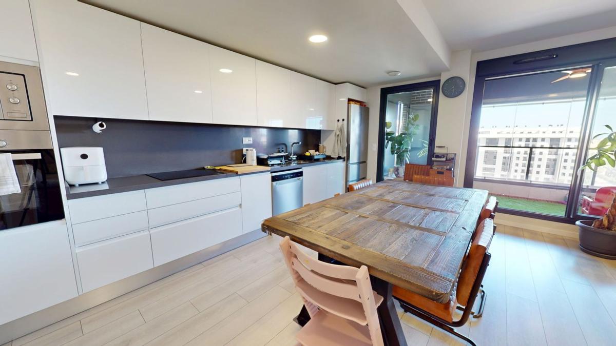 Продажа квартиры на Piso en Periodista Tirso Marín, PAU 5, Alicante / Alacant, Аликанте / Алакант
 photo 3
