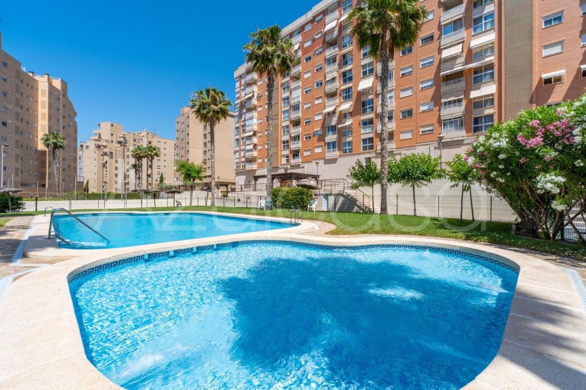 Продажа квартиры на Piso en Avenida de la Condomina, Cabo de las Huertas, Alicante / Alacant, Аликанте / Алакант
photo 3
