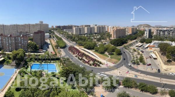 Продажа квартиры на Piso en Avenida de Holanda, Playa de San Juan, Alicante / Alacant, Аликанте / Алакант
photo 1