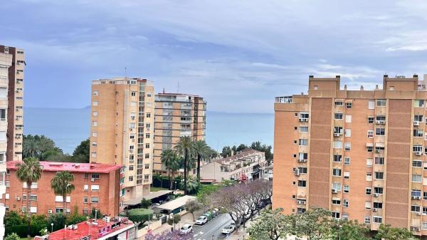 Sale of flat in Piso en Camino Colonia Romana, La Albufereta, Alicante / Alacant, Alicante
photo 1