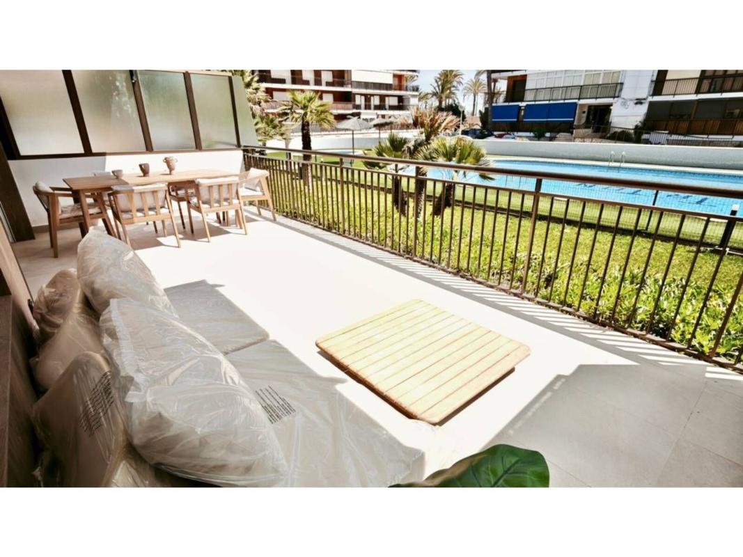 Продажа квартиры на Piso en Avenida de Niza, PAU 5, Alicante / Alacant, Аликанте / Алакант
 photo 2