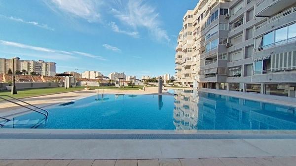 Venta de piso en Piso en Cabo de las Huertas, Alicante / Alacant, Alicante / Alacant
photo 1