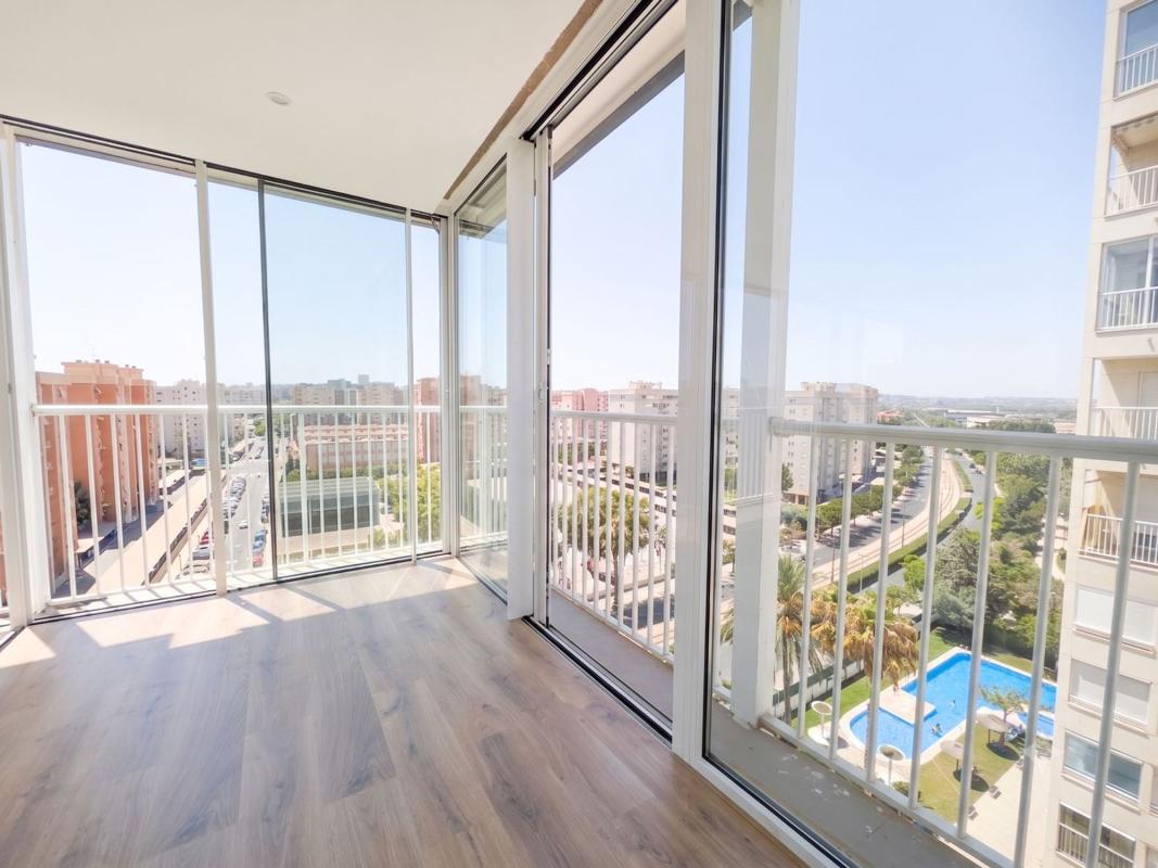 Venta de piso en Piso en Oviedo, 10, Playa de San Juan, Alicante / Alacant, Alicante / Alacant
photo 2