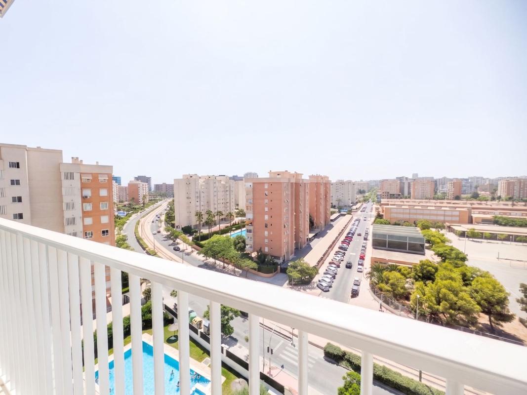 Venta de piso en Piso en Oviedo, 10, Playa de San Juan, Alicante / Alacant, Alicante / Alacant
photo 3