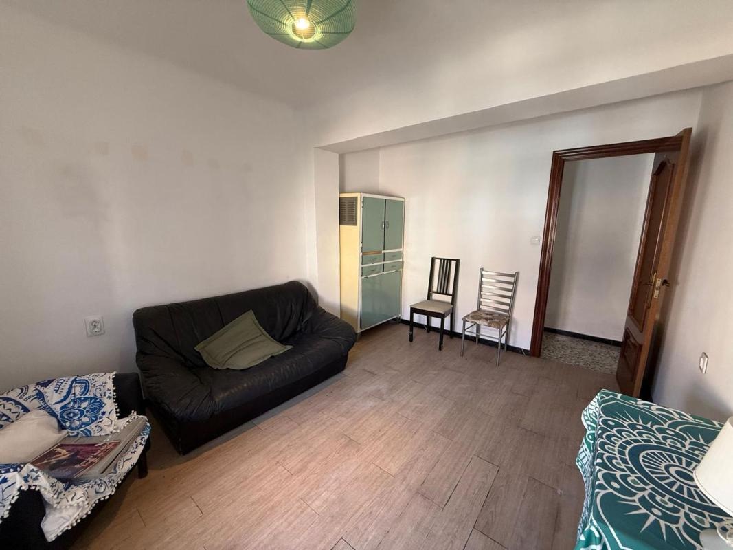 Venta de piso en Piso en Carolinas Bajas, Alicante / Alacant, Alicante / Alacant
 photo 3